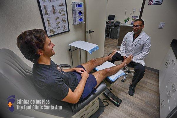 FootClinicSantaAna.com - Happy Feet. Happy Patient. Happy Life.