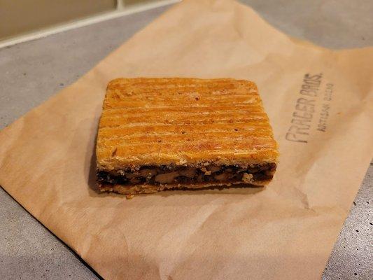 Fig Walnut Bar