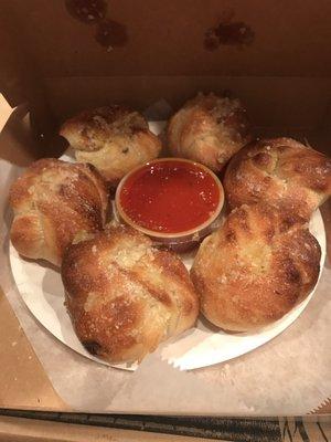 Garlic knots