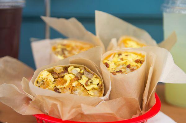 Burritos
Large flour tortilla stuffed with 3 scrambled eggs, cheddar cheese & potato