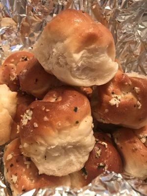 Garlic knots