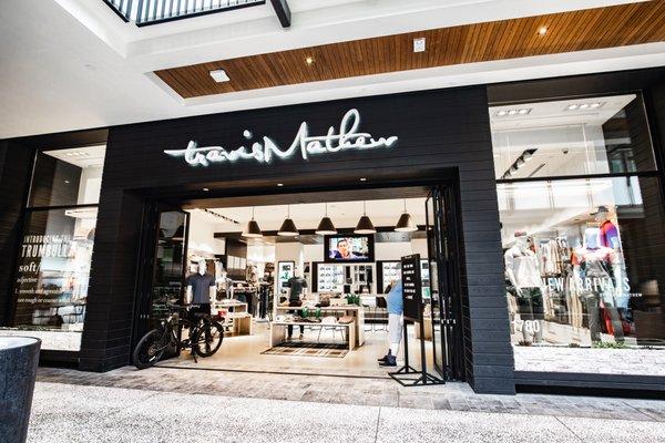 TravisMathew Exterior