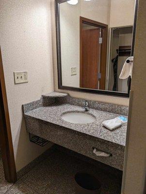 Sink area