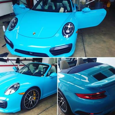 PORSCHE 911 MIAMI BLUE