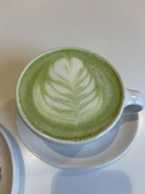 Matcha latte w/oat milk