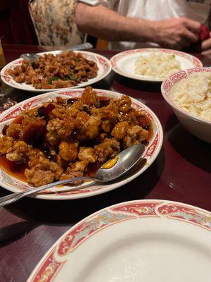 General tsu's chicken and hot pepper chicken.