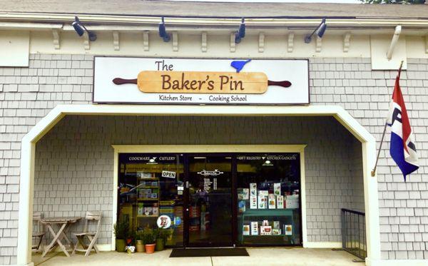 The Baker's Pin store front on Bridge Street Northampton