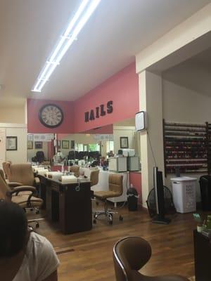 Nail stations & color selection