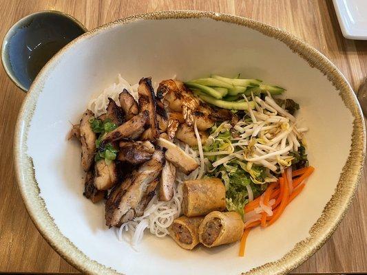 vermicelli bowl combo with chicken and shrimp