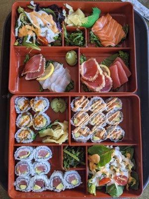 Top: Sashimi bento box Bottom: Maki bento box