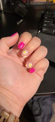 Daisy nails done!   Gel