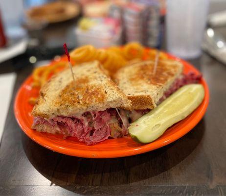 Reuben with curly fries