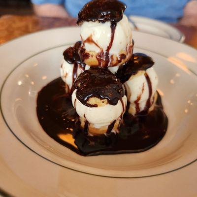 Profiteroles w/Warm Chocolate Sauce - Fantastic!