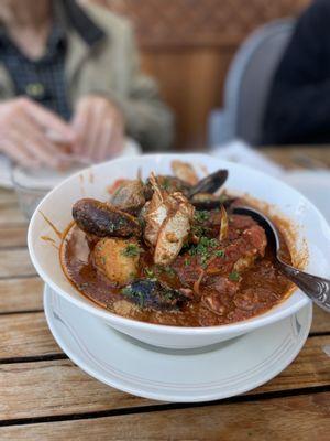 Amazing Classic Cioppino