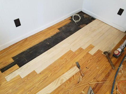 B&M Hardwood Flooring