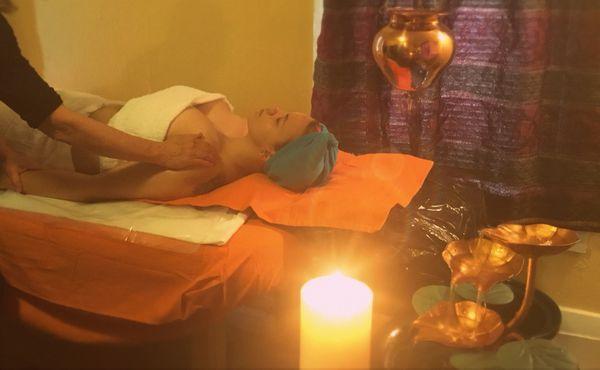 Ayurveda Shirodara Bliss 180 minutes treatment - Abhyangam Massage, Marma Point Therapy, Steam Bath, Shirodara herbal oil