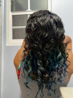 Turquoise peekaboo