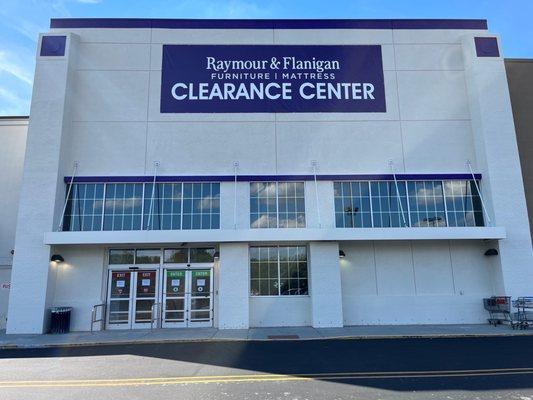 Raymour & Flanigan Furniture and Mattress Clearance Center