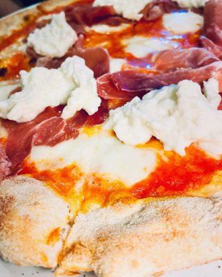 6. Prosciutto Crudo and Burrata Pizza