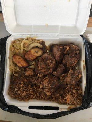 Stew chicken , rice and peas large