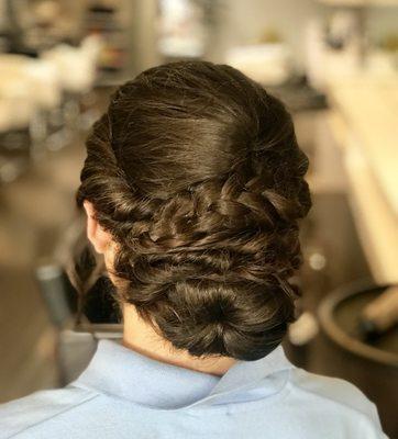 Updo @zadasalon