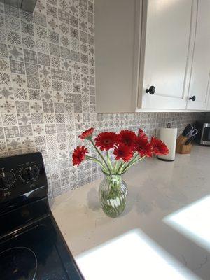 Quartz countertop and backsplash from Flooring Liquidators