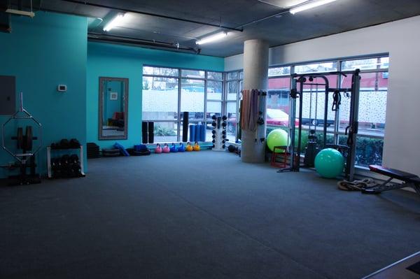 Fitness area for functional, customized fitness sessions.