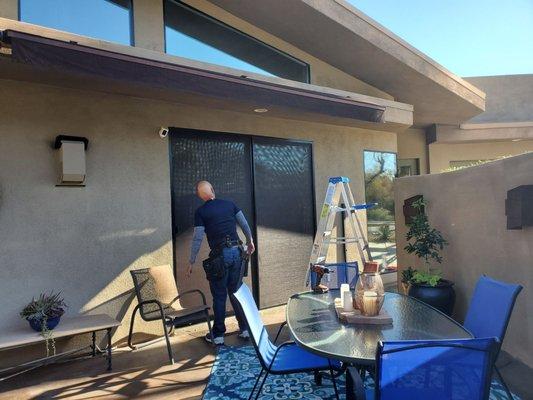 Solar screen installation