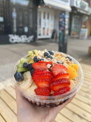 The classic acai bowl