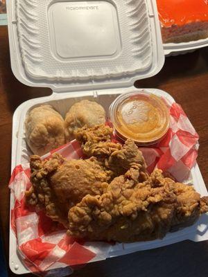 2 pc chicken with biscuits