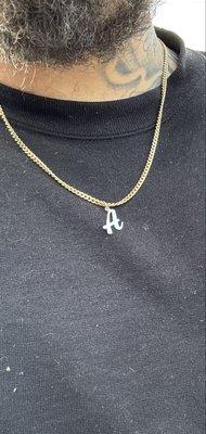 A pendant 14k