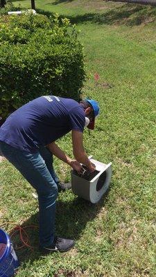 Deep Cleaning Air Handler-Cleaning AC Blower