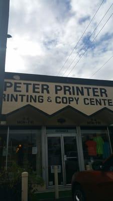 Here for some business cards printing service.