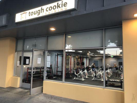 Street view of 1518 W. Magnolia Blvd. and the building of Tough Cookie Training. Plenty of free street parking all hours of the day.