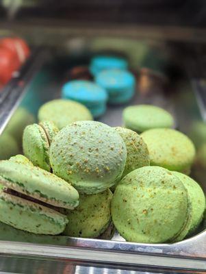 Pistachio macarons!