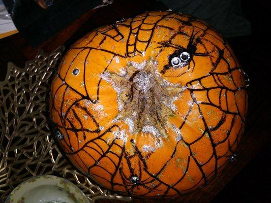 Yay, pretty pumpkins to decorate!