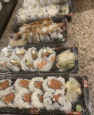 7 orders at like a $5 an order and all fresh!!! Ideal, for good sushi! Call-in an order and you won't be disappointed!