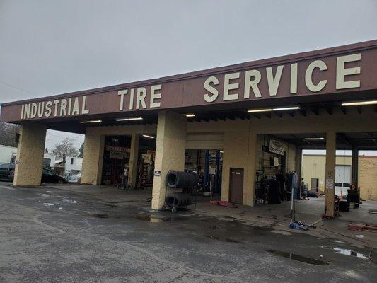 Industrial Tire Service