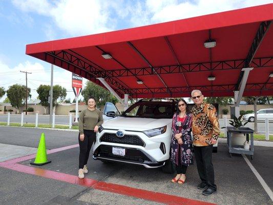 The days are we're waiting for to pickup the  2022 Toyota Rav4 Prime XSE... Thank you Vi Hong...