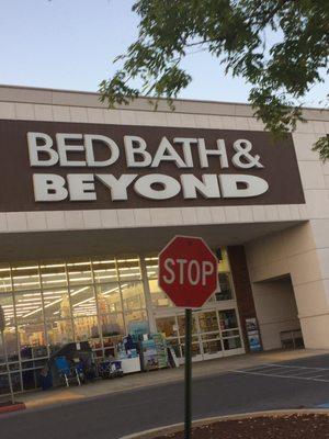 Bed Bath & Beyond of Harrisburg -- 5125 Jonestown Road / Route 22, Harrisburg              Storefront