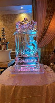 Ice sculpture