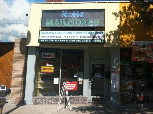 NoHo Mailboxes