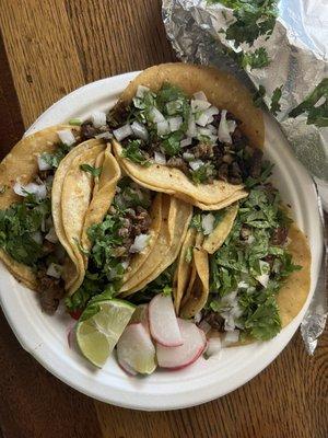 Antojitos Y Carniceria Tadeo