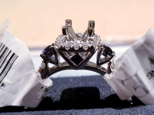 Love this Vera Wang setting with possibly a princess cut or round natural blue sapphire stone in the center.