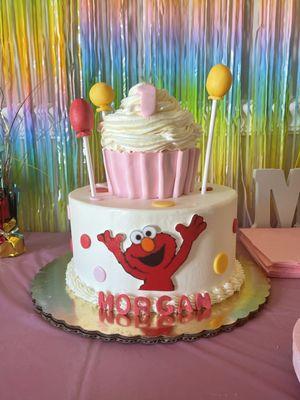 Our amazing Elmo cake!