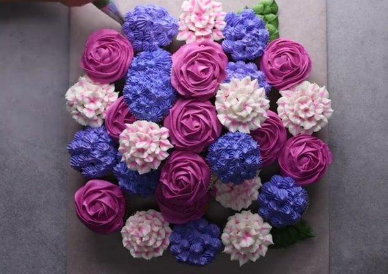 Assorted flower Cupcakes