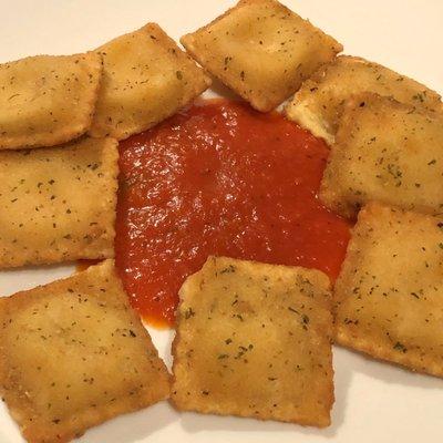 Fried Ravioli. 9 ravioli