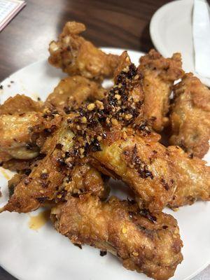 Very yummy and crispy 7. Fried Chicken Wings