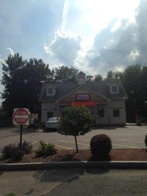 Canton Dunkin Donuts -- 600 Neponset Street, Canton        Exterior