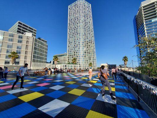 Skating rink